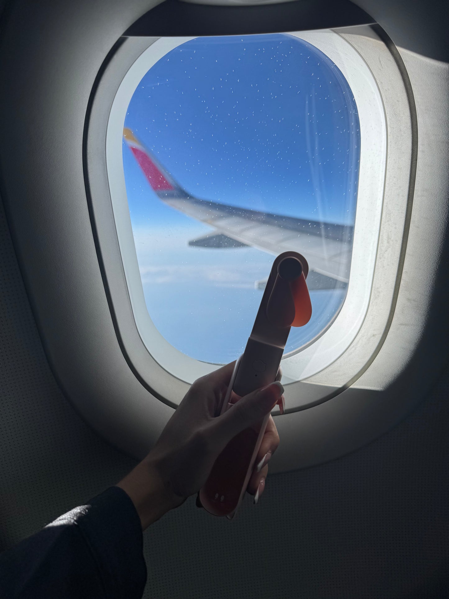 Handheld Fan with built in USB Charger Powerbank